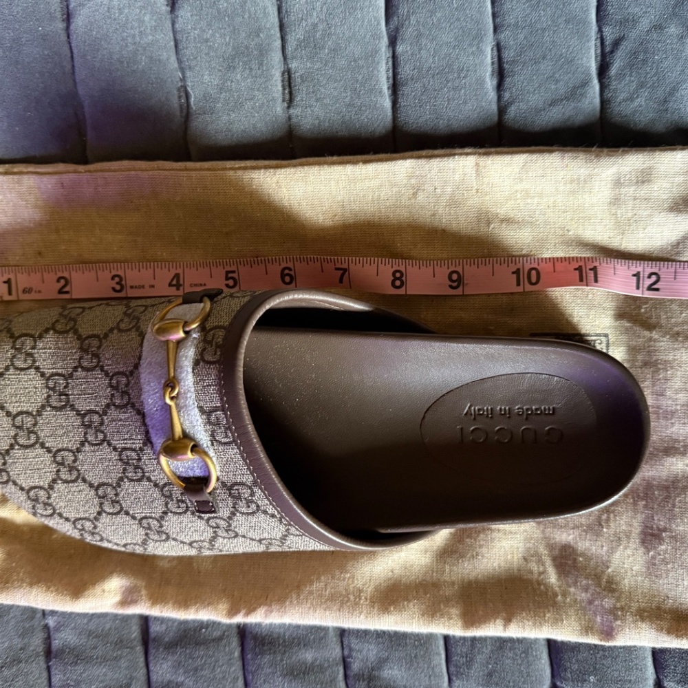 Gucci Beige Brown Logo Horsebit Mules - Picture 5 of 8